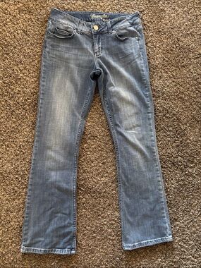 Wrangler Women’s Medium Blue Boot Cut Jeans